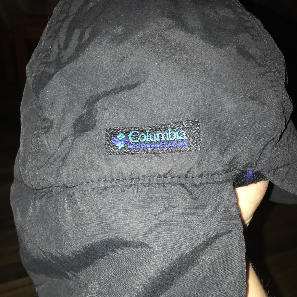 Columbia hat